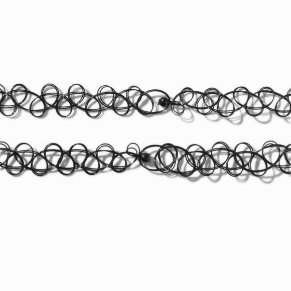 Claire’s Best Friends Chokers Black & White Split Heart Yin Yang Glow in Dark - Picture 2 of 9